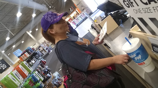 Shoe Store «DSW Designer Shoe Warehouse», reviews and photos, 7555 W Bell Rd, Peoria, AZ 85382, USA