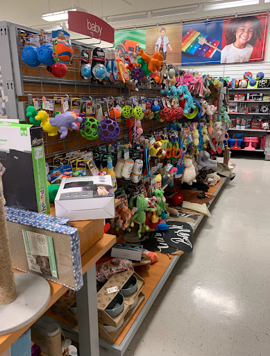 Department Store «T.J. Maxx», reviews and photos, 1751 Ritchie Station Ct, Capitol Heights, MD 20743, USA