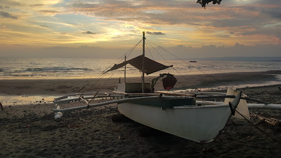 Cawitan Beach