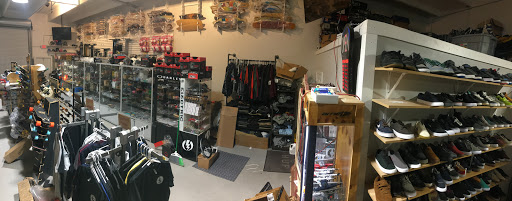 Skateboard Shop «Avalanche Skate Shop», reviews and photos, 1201 Jupiter Park Dr a, Jupiter, FL 33458, USA