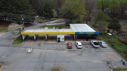 Hot Sudz Carwash and Laundromat en North Wilkesboro