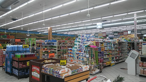 Grocery Store «Supermercado La Chiquita», reviews and photos, 133 W Roosevelt Rd, West Chicago, IL 60185, USA