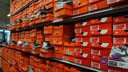 Shoe Store «Rack Room Shoes», reviews and photos, 5443 Factory Shops Blvd #220, Ellenton, FL 34222, USA