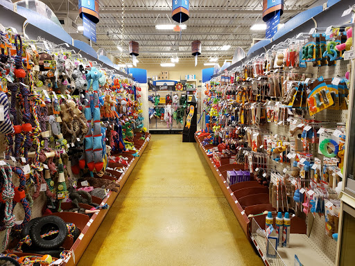 Pet Supply Store «PetSmart», reviews and photos, 55 Boston Post Rd, Orange, CT 06477, USA