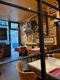 Atmosphère du Restaurant français Le Petit Baigneur à Paris - n°13