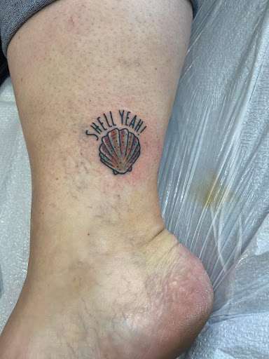 Tattoo Shop «Body Language Tattoo & Piercing Studio», reviews and photos, 3802 Cove View Blvd z, Galveston, TX 77554, USA