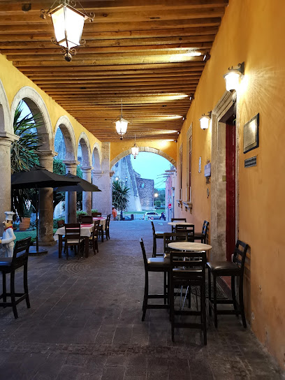 Restaurante El Monasterio - Portal de Iturbide 1, Centro, 38940 Yuriria, Gto., Mexico