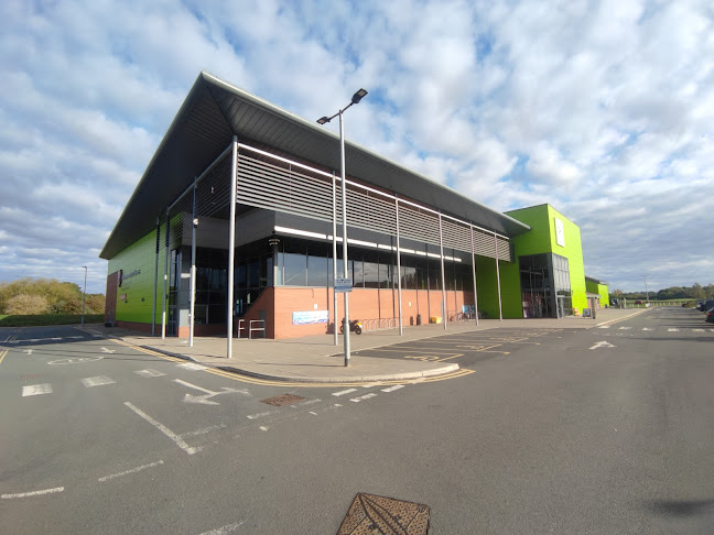 Reviews of Perdiswell Leisure Centre in Worcester - Sports Complex