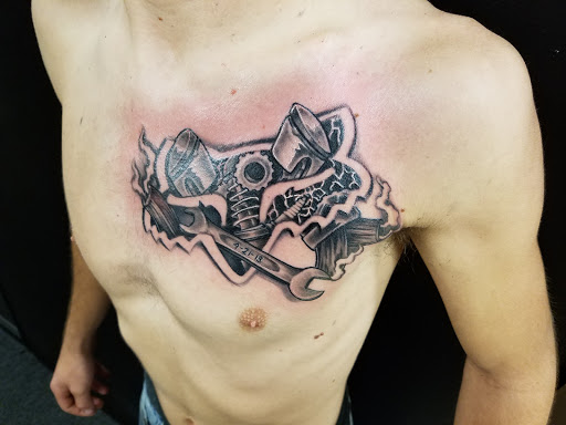 Tattoo Shop «Mr Tattoo», reviews and photos, Mr Tattoo, 673 High St, Burlington, NJ 08016, USA