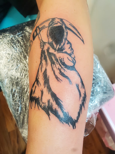 Find tattoo ideas western for your next unique tattoo in Kenosha at NicJan Studio