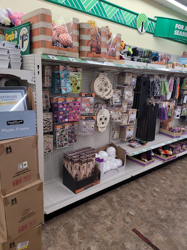 Dollar Store «Dollar Tree», reviews and photos, 410 2nd St Pike, Southampton, PA 18966, USA