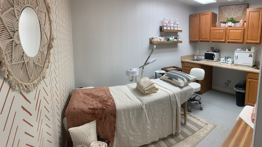 The Vanity Room Elizabethton, TN 37643 Services and Reviews