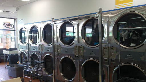 Laundromat «Atlantic Coast Coin Laundry», reviews and photos, 419 S College Rd #30, Wilmington, NC 28403, USA