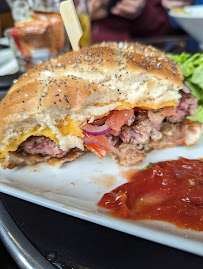 Hamburger du Restaurant français Café Gustave à Paris - n°9