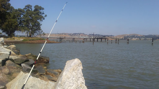 Liquor Store «Rodeo Sports Liquors», reviews and photos, 133 Parker Ave, Rodeo, CA 94572, USA