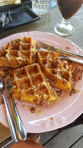 Barong | Lounge Restaurant | Coffee Bar - Πειραιάς