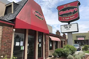 Shakey's Pizza Parlor image