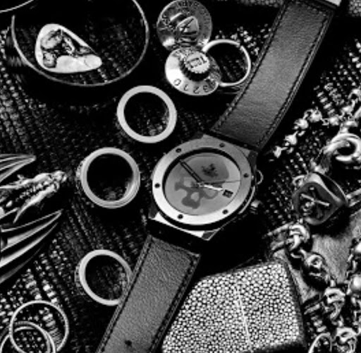 Jewelry Repair Service «Fast-Fix Jewelry & Watch Repairs», reviews and photos, 4300 Meadows Ln # 133, Las Vegas, NV 89107, USA