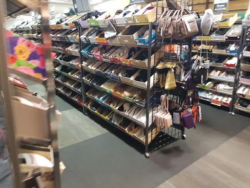 Shoe Store «DSW Designer Shoe Warehouse», reviews and photos, 60 NJ-17, Paramus, NJ 07652, USA