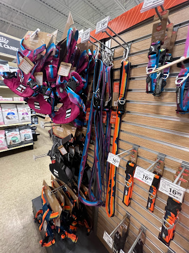 Pet Supply Store «PetSmart», reviews and photos, 1801 Howell Mill Rd NW, Atlanta, GA 30318, USA