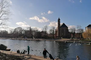 Heinrich-Heine-Ufer image