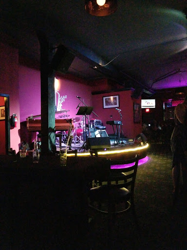 Live Music Venue «13th Street Jazz Bistro», reviews and photos, 2610 13th St, Gulfport, MS 39501, USA