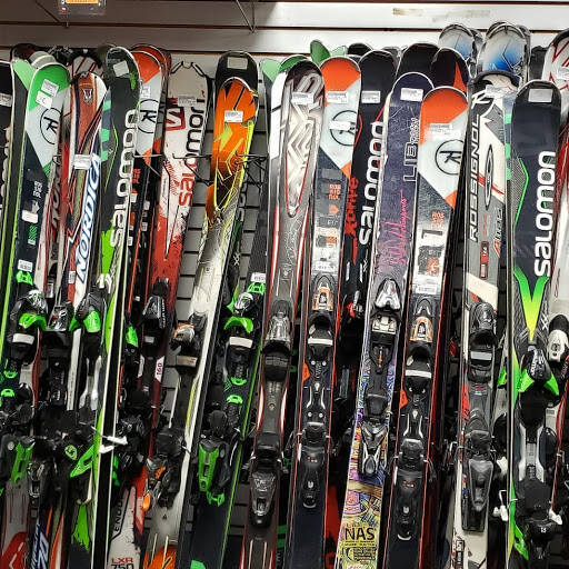 Sporting Goods Store «Play It Again Sports», reviews and photos, 15 S Main St, West Hartford, CT 06107, USA