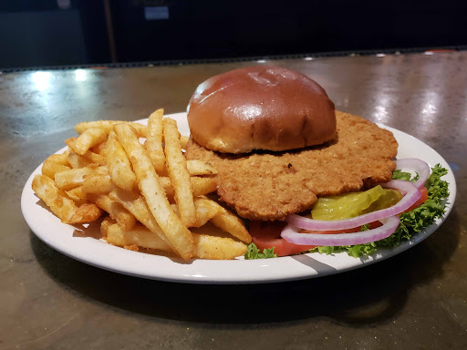 Sports Bar «Brass Rail Sports Bar, Restaurant & Pool Hall», reviews and photos, 4940 NE 81st St, Kansas City, MO 64119, USA