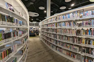 Pasir Ris Public Library image