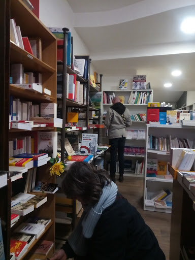 Bookstores open on Sundays Toulouse