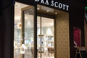 Kendra Scott image