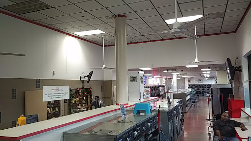 Laundromat «Pasadena Laundry», reviews and photos, 2585 E Colorado Blvd, Pasadena, CA 91107, USA