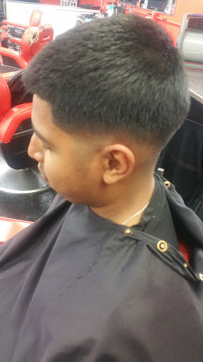 Barber Shop «Autograph Kutz Barber Shop», reviews and photos, 609 Pat Booker Rd, Universal City, TX 78148, USA