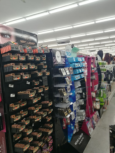 Cosmetics Store «Hair Joy Beauty Supply», reviews and photos, 3531 Cleveland Ave, Columbus, OH 43224, USA