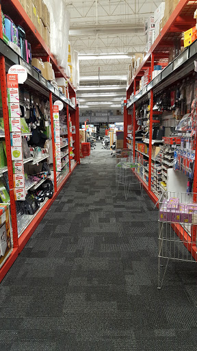Office Supply Store «Staples», reviews and photos, 2230 Bridgepointe Pkwy, San Mateo, CA 94404, USA