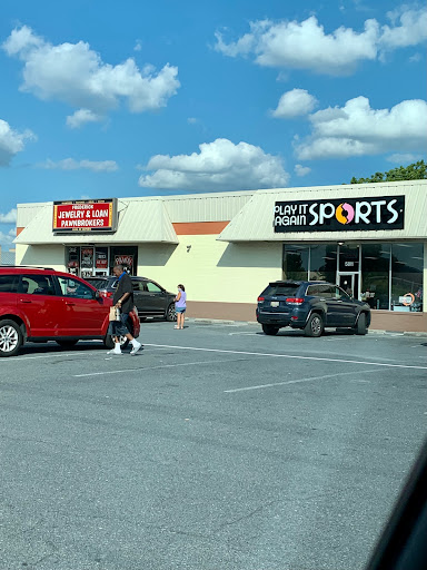 Sporting Goods Store «Play It Again Sports», reviews and photos, 5811 Buckeystown Pike, Frederick, MD 21704, USA