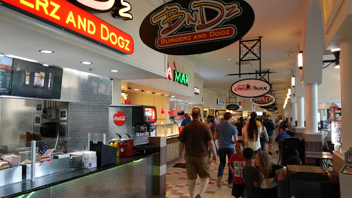 Shopping Mall «Grove City Premium Outlets», reviews and photos, 1911 Leesburg Grove City Rd, Grove City, PA 16127, USA