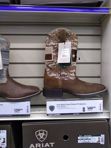 Sporting Goods Store «Academy Sports + Outdoors», reviews and photos, 3677 W Emporium Cir, Mesquite, TX 75150, USA