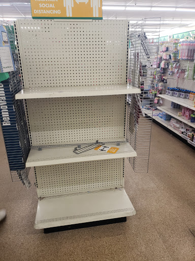 Dollar Store «Dollar Tree», reviews and photos, 224 A Eglin Pkwy NE, Fort Walton Beach, FL 32547, USA