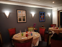 Atmosphère du Restaurant français Restaurant La Biche Aux Bois à Yerres - n°18