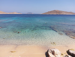 Ftenagia Beach'in fotoğrafı çok temiz temizlik seviyesi ile