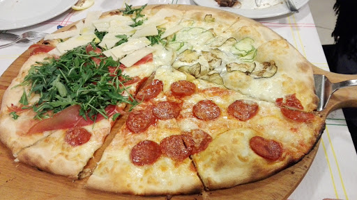 Bar Pizzeria Centri Sportivi in Giulianova, Provincia di Teramo