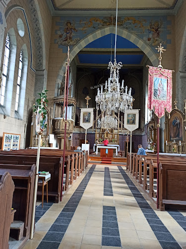 Recenze na Kostel sv. Jindřicha v Ostrava - Kostel