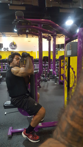 Planet Fitness image 8