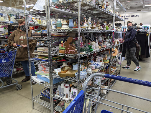 Non-Profit Organization «Goodwill Store & Donation Center», reviews and photos, 481 West Countryside Parkway, Yorkville, IL 60560, USA