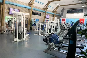FIVE Fitness-Center image