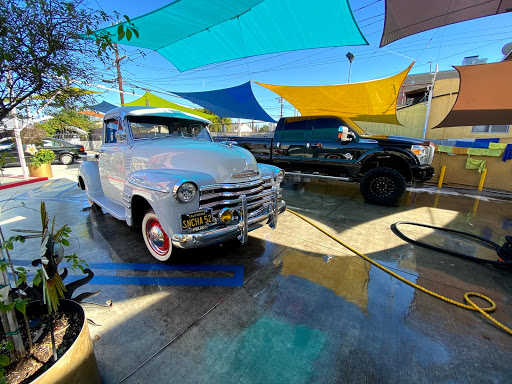 East L.A.’s Car Wash en Los Angeles