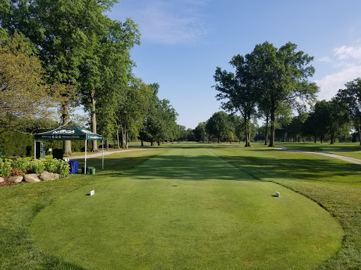 Country Club «Avon Oaks Country Club», reviews and photos, 32300 Detroit Rd, Avon, OH 44011, USA