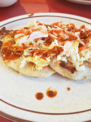 El Palmar Salvadoran and Mexican Food