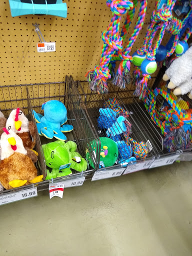 Pet Supply Store «Pet Supplies Plus», reviews and photos, 126 E Main St, Smithtown, NY 11787, USA